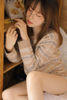 乌鸦嘴妙女郎
